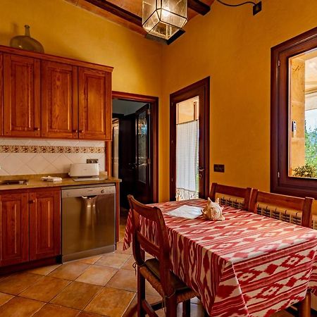 Villa In Center Of Pollensa With Pool And Jacuzzi Ngoại thất bức ảnh